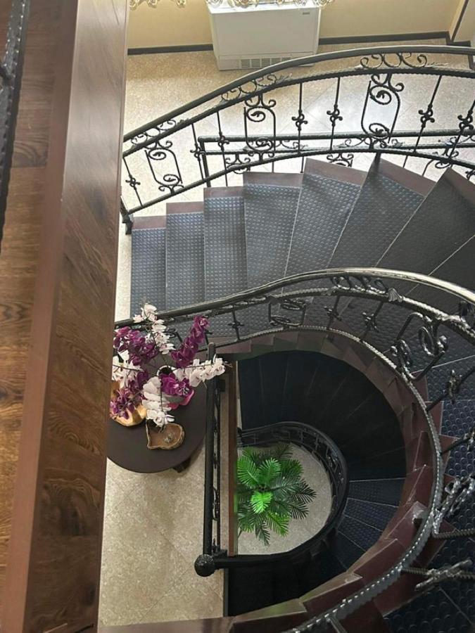 Telav Holl Hotel เทลาวี ภายนอก รูปภาพ